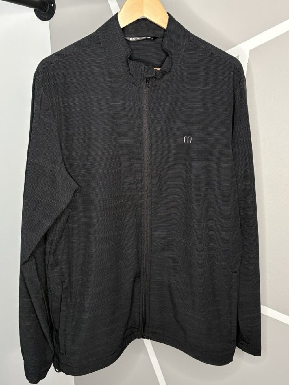 Travis Mathew Sip Happens Golf Full Zip Light Jacket Men’s L Black Stretch